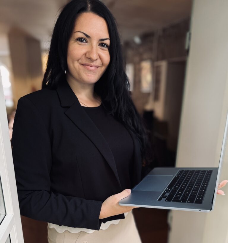 Digiturundaja Kristina Sarkisjan